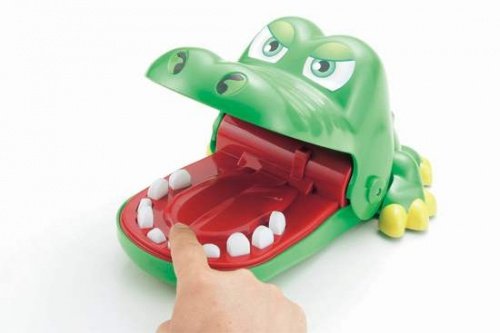 桌遊 新鱷魚牙醫